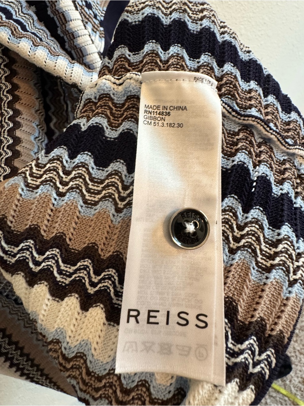 Reiss Men's Gibbon Stripe Short-Sleeve Knit Cuban Polo in Navy/White/Tan - Picture 3 of 5